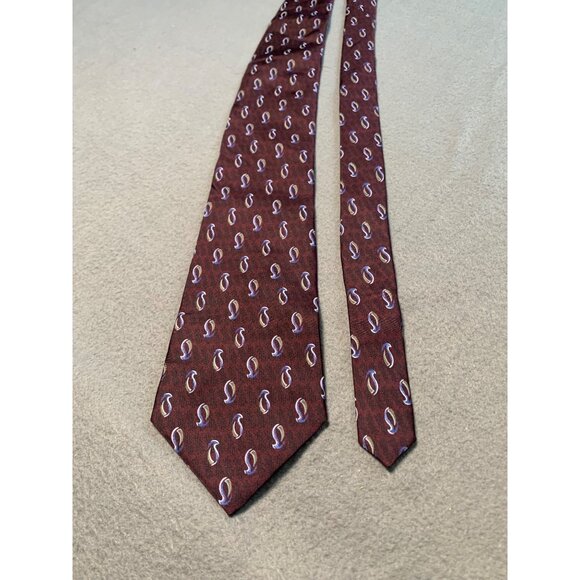 Stafford Mens Tie Burgundy Penguin Print Silk Classic Necktie - Picture 5 of 5